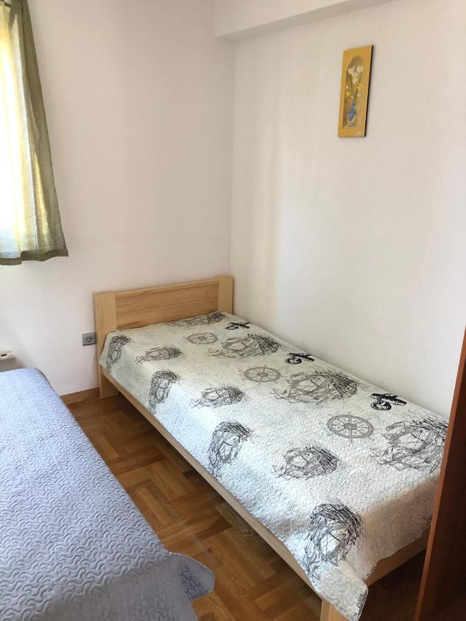 Vito & Rocco Apartment Малинска Екстериор снимка