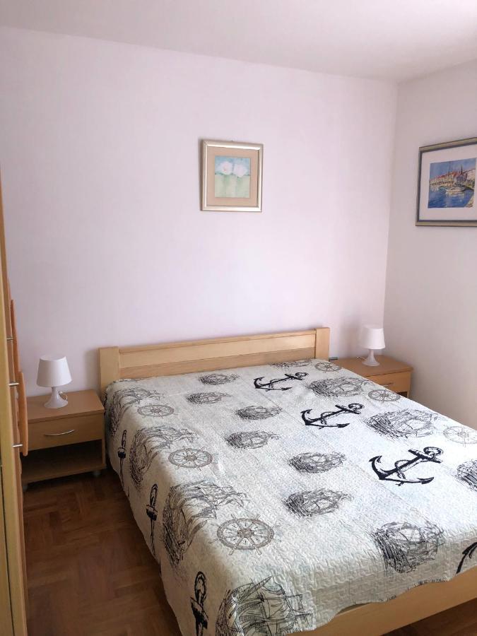 Vito & Rocco Apartment Малинска Екстериор снимка
