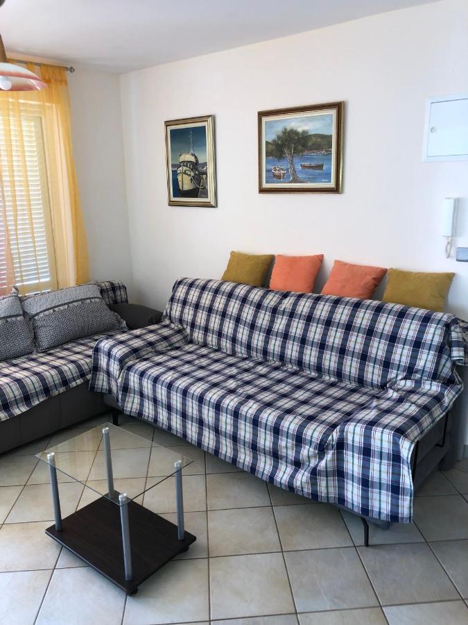 Vito & Rocco Apartment Малинска Екстериор снимка