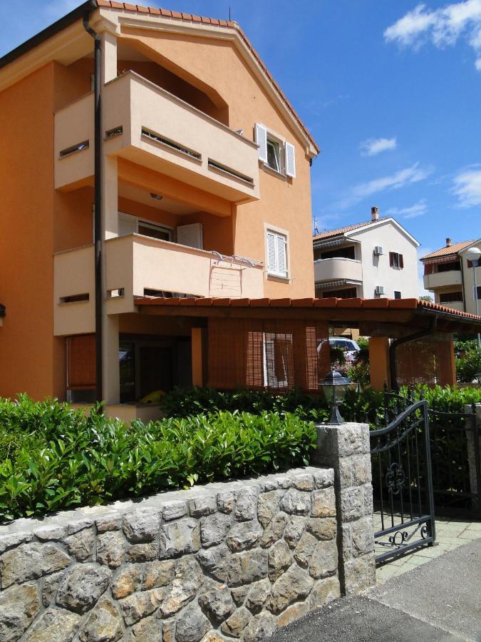 Vito & Rocco Apartment Малинска Стая снимка